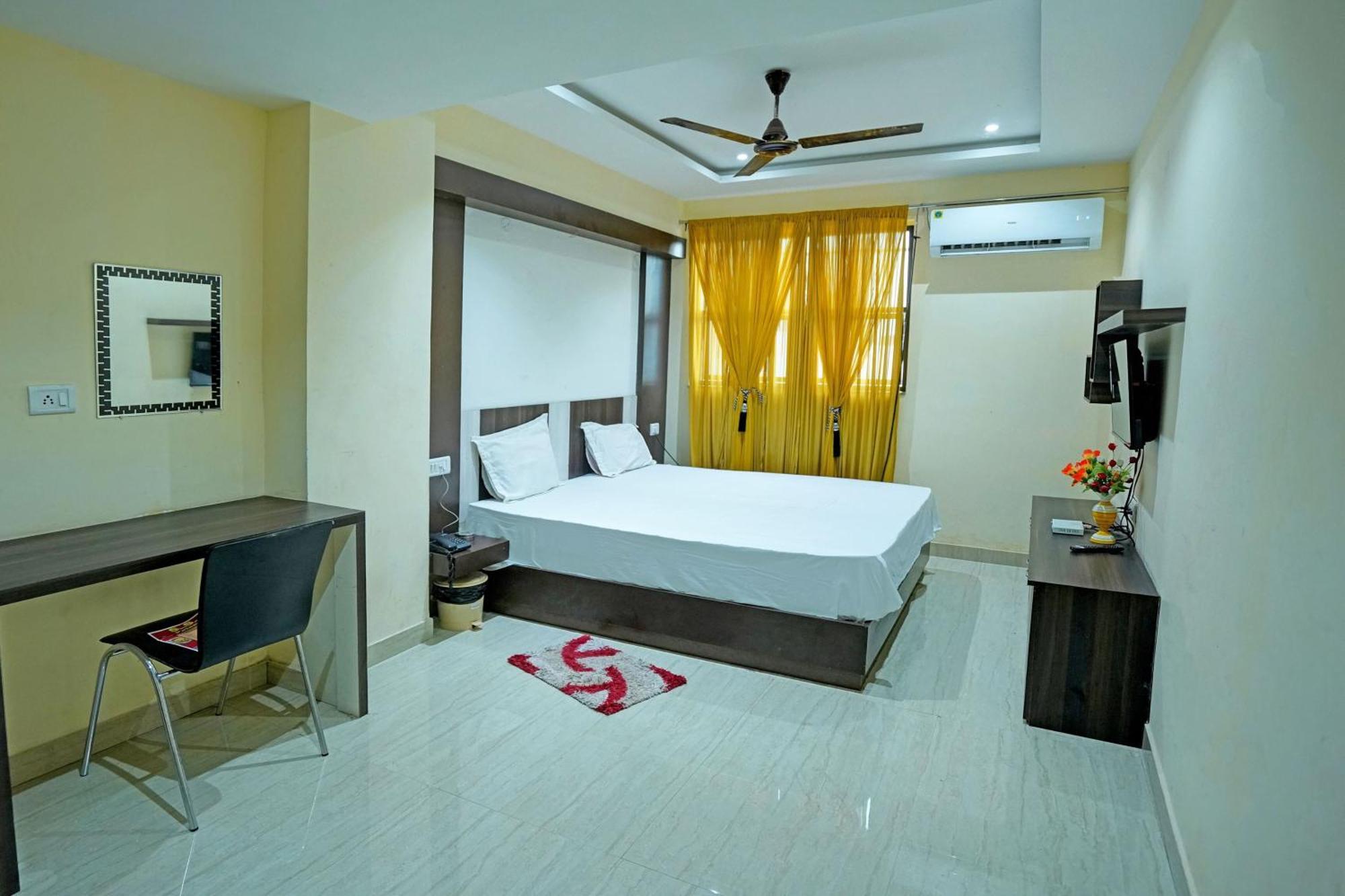 Hotel O Ss Palace Rāipur Extérieur photo