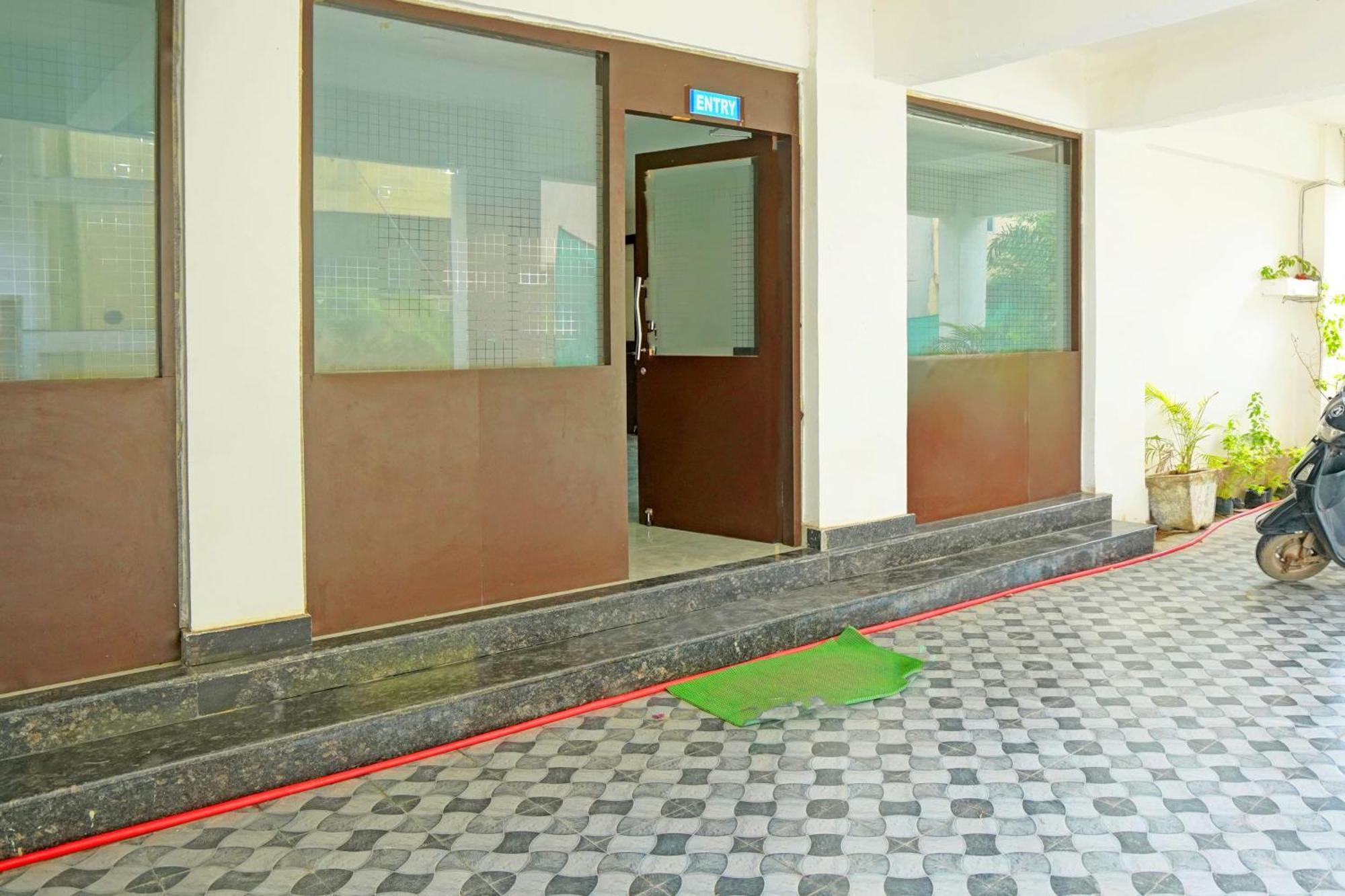 Hotel O Ss Palace Rāipur Extérieur photo